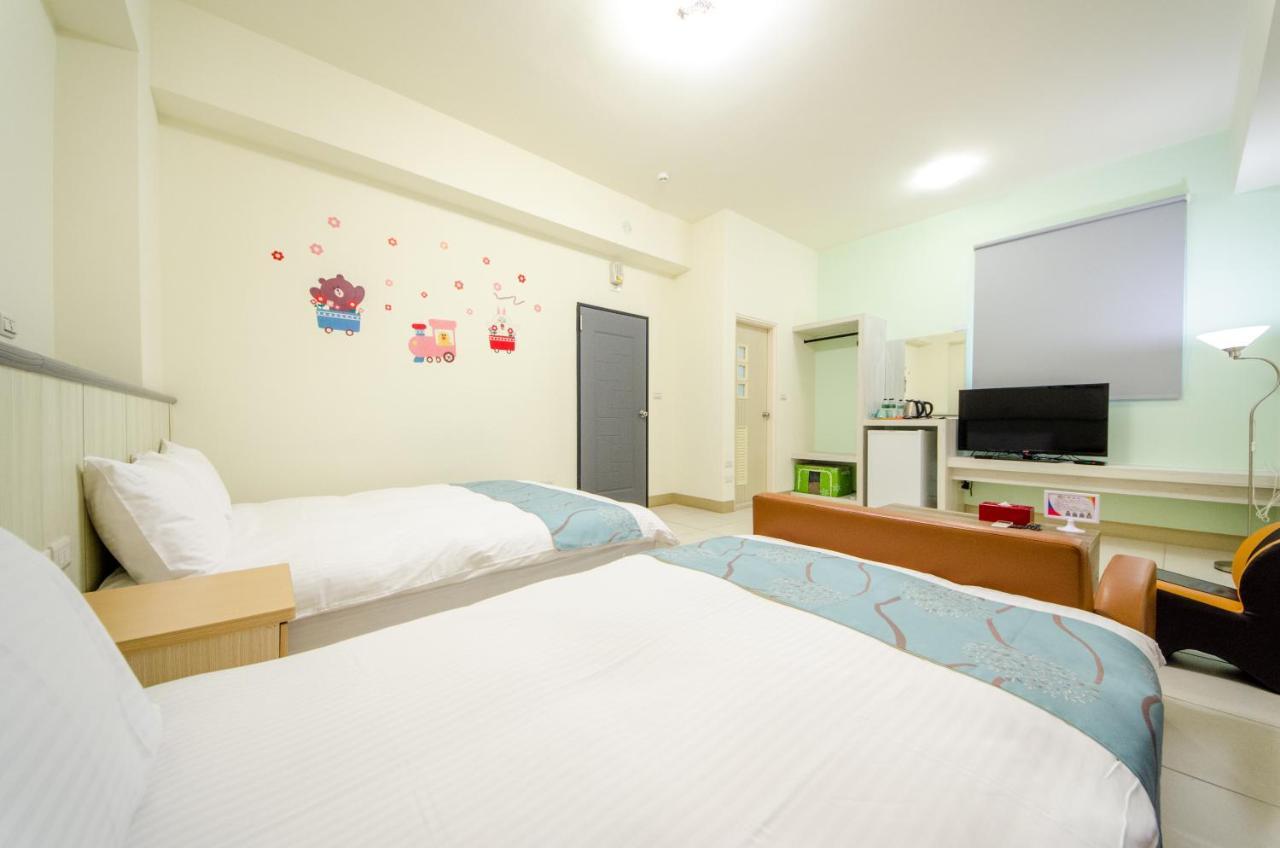 花蓮自由行民宿 Hualien City Exterior photo